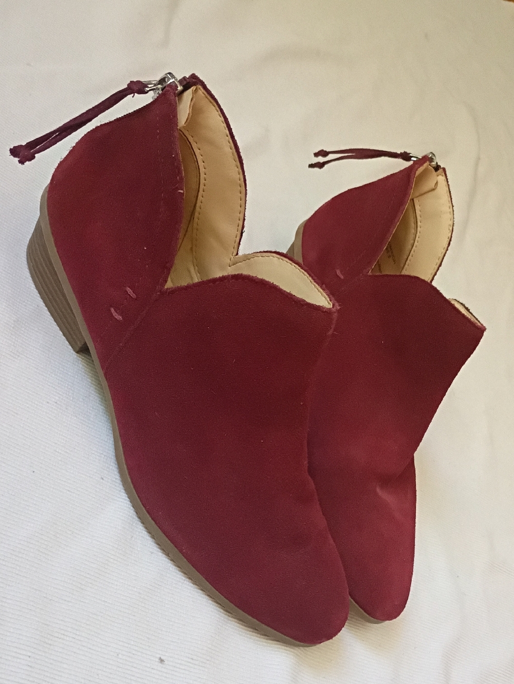 Reaction Kenneth Cole Sideway Red Suede Ankle Boot